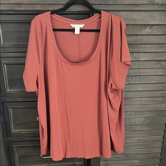 Athleta Terracotta Stratus short Sleeve Tee - Picture 1 of 4